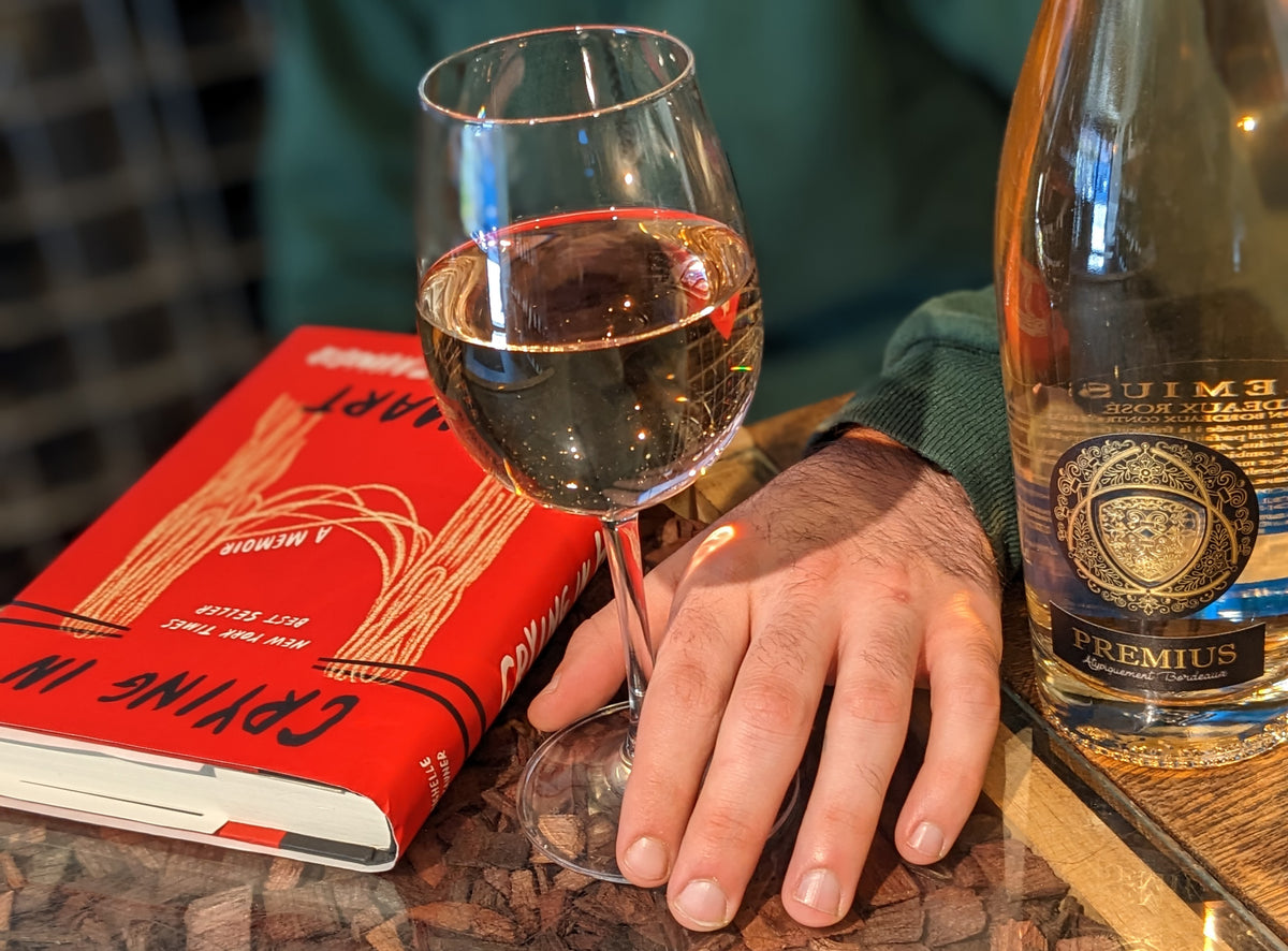 #GGBookClub: Book & Bottles For A Summer State Of Mind